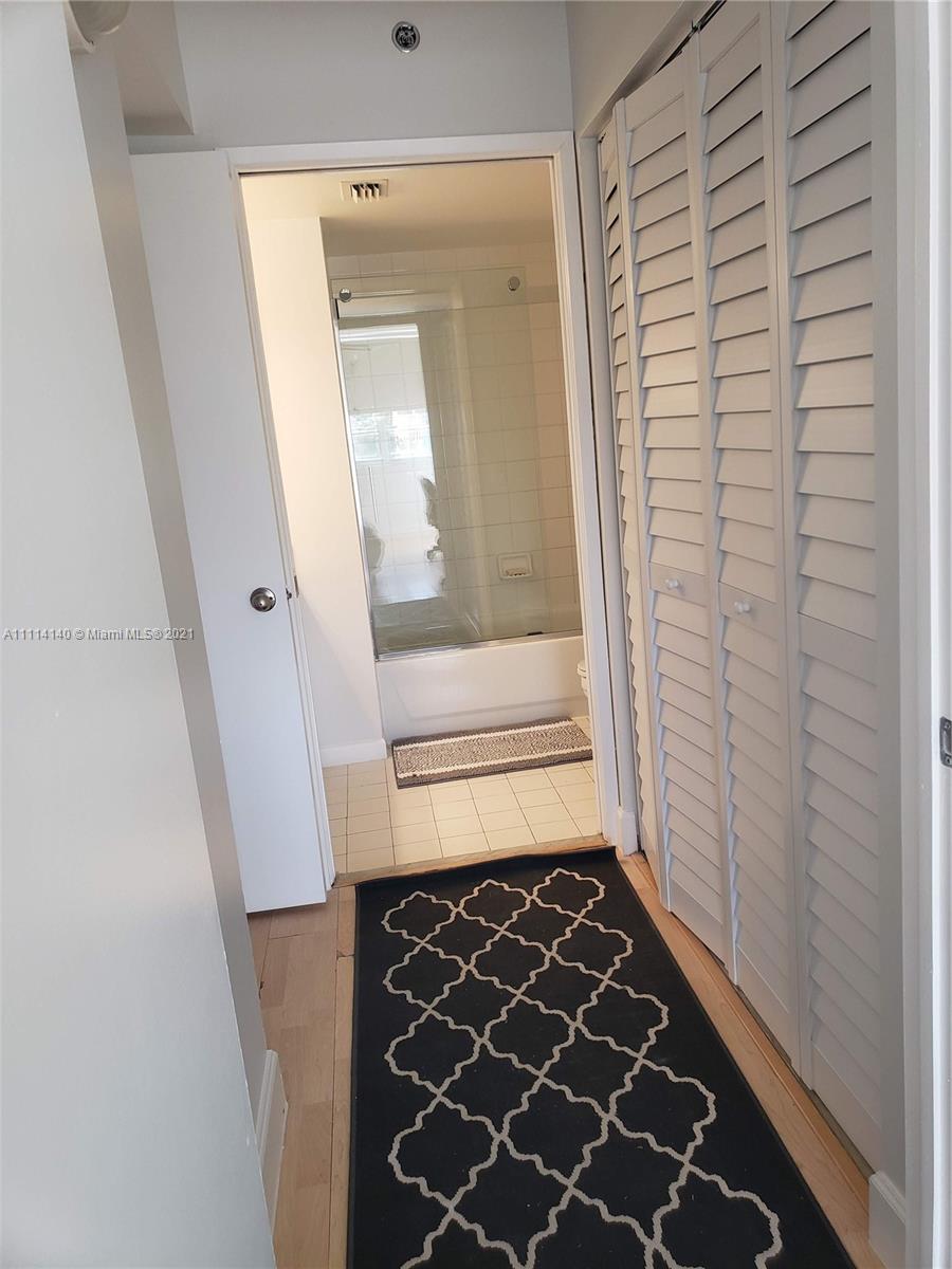 THE YACHT CLUB AT AVENTUR - Residential Lease