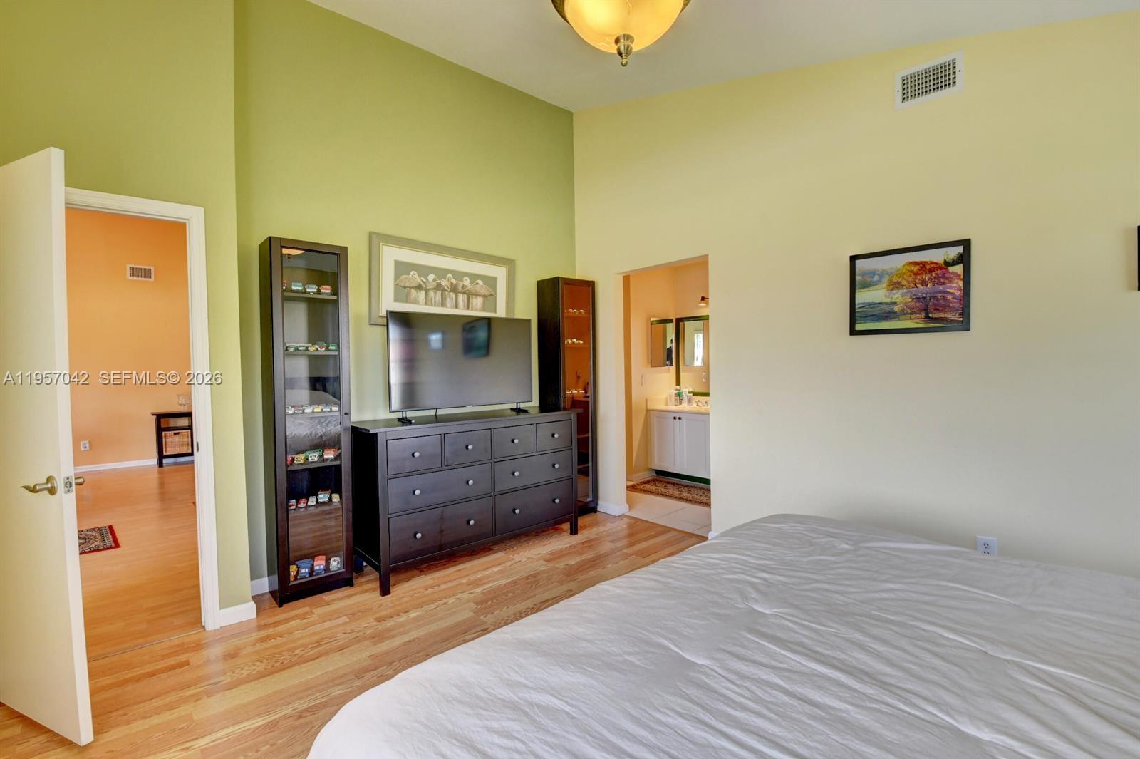 COVES AT PARKWALK CONDO - Residential