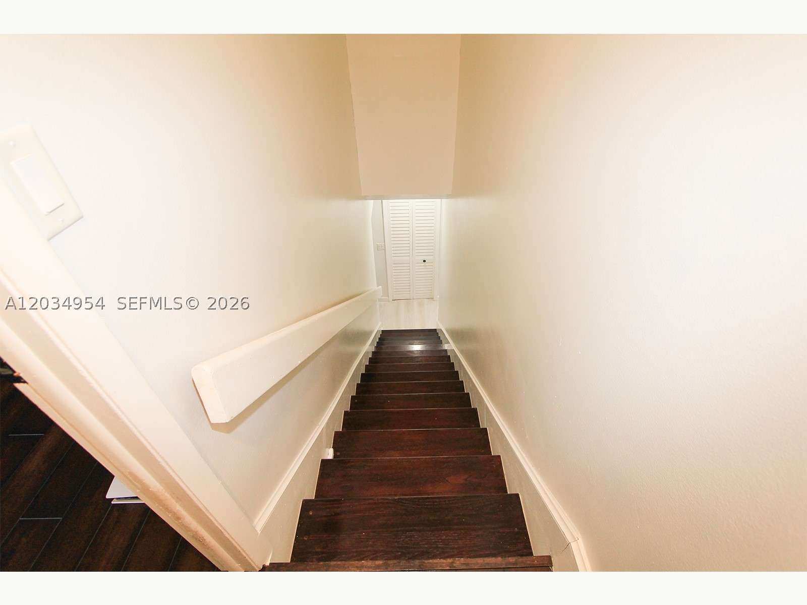 JUNIPER AT THE HAMMOCKS - Residential Lease