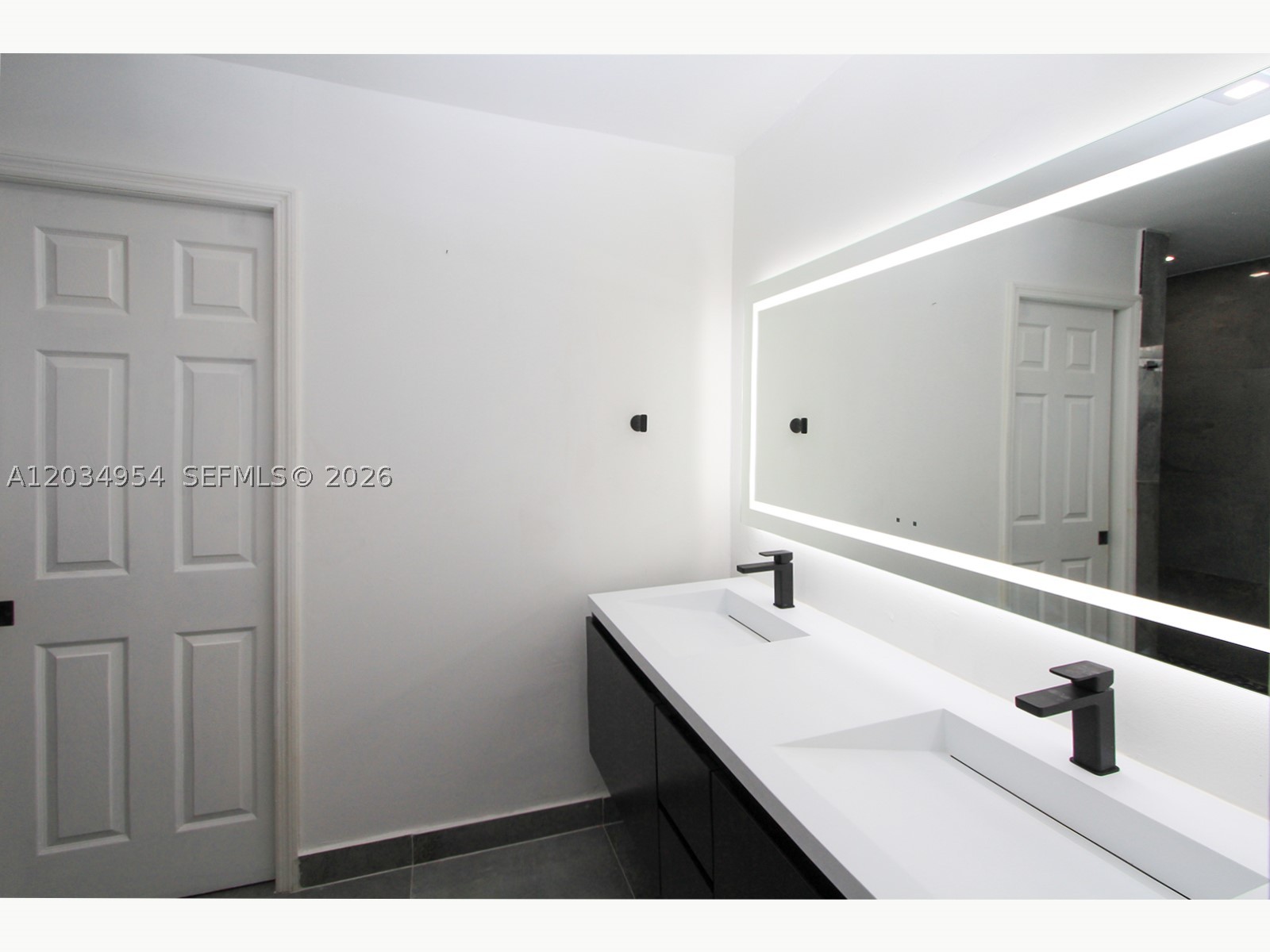 JUNIPER AT THE HAMMOCKS - Residential Lease