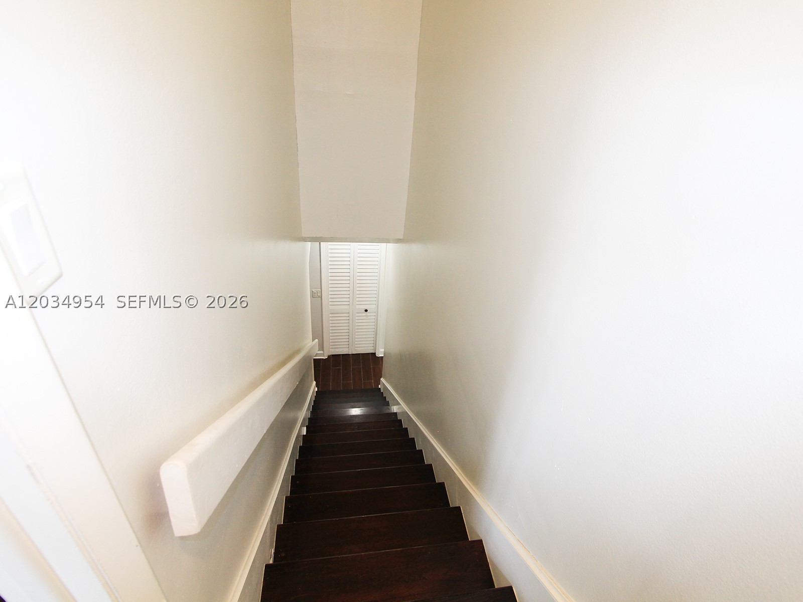JUNIPER AT THE HAMMOCKS - Residential Lease