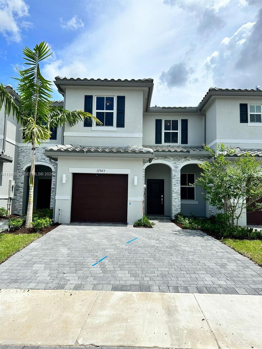 3bds, 2.5 bth family friendly home located in the heart of Coral Springs! Ideal for investors: renewing tenant. This 2023 construction is ready to welcome a family into it with new flooring, countertops, cabinets and stainless steel appliances. This property boasts a kid's playground as well as a community pool to enjoy! Conveniently located close to restaurants, grocery stores and only 10 mins from Downtown Coral Springs and in an excellent public school district!