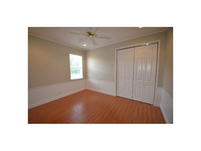 REGENCY LAKE ESTATES - Residential Lease