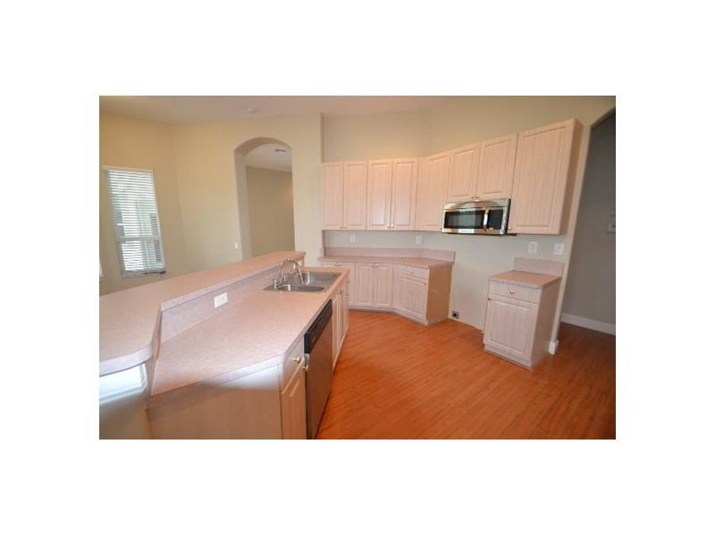 REGENCY LAKE ESTATES - Residential Lease
