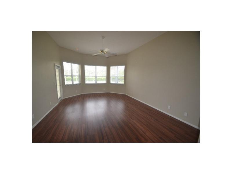 REGENCY LAKE ESTATES - Residential Lease