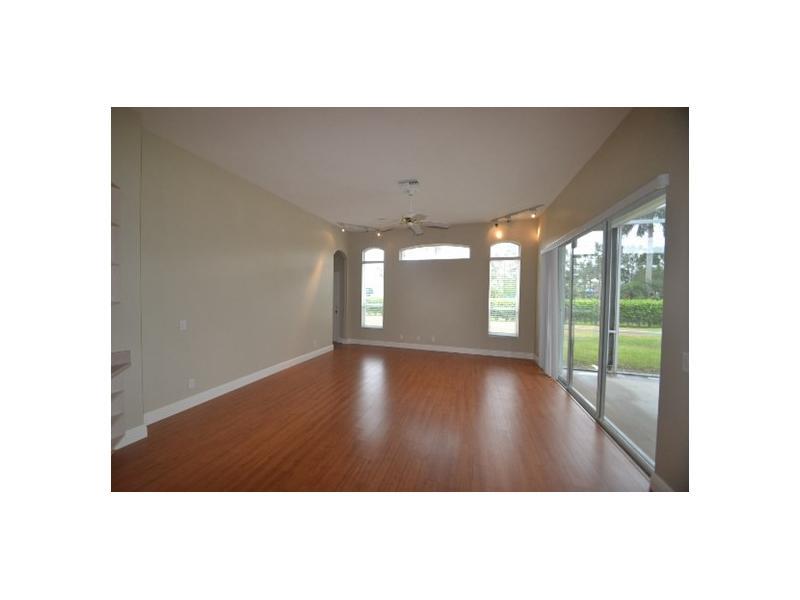 REGENCY LAKE ESTATES - Residential Lease