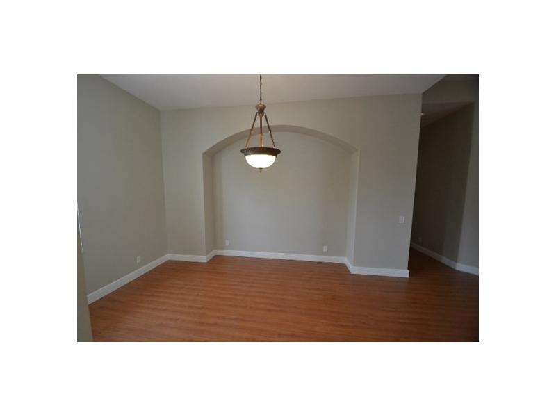 REGENCY LAKE ESTATES - Residential Lease