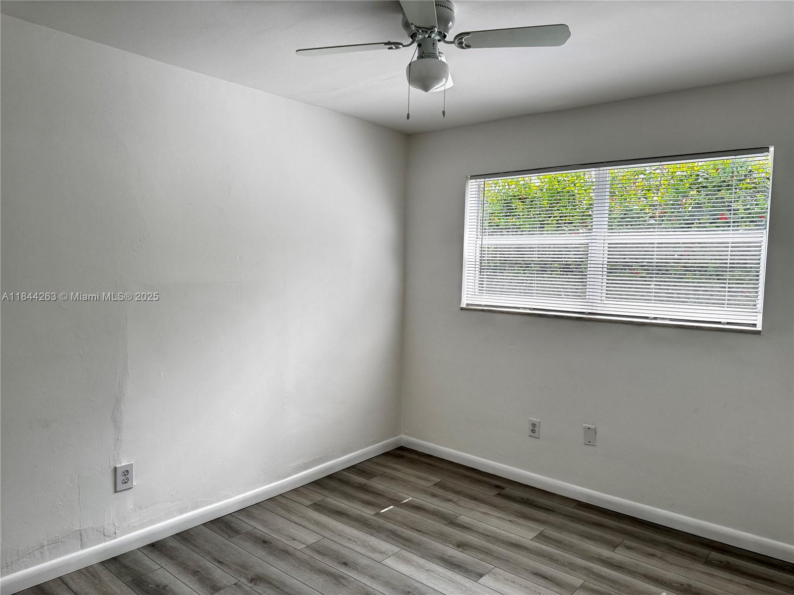 OCEAN BLVD ESTATES SEC A - Residential Lease