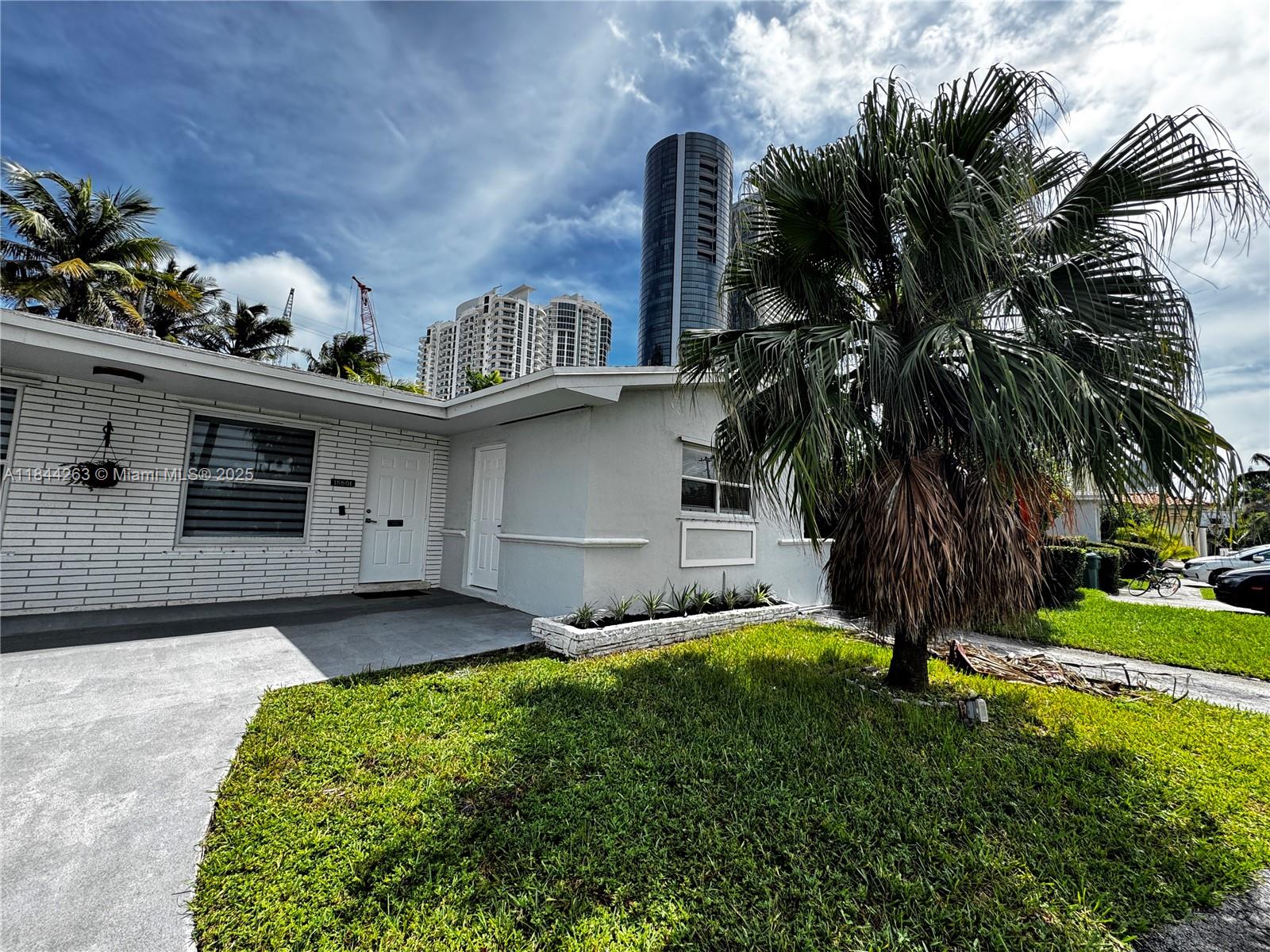 OCEAN BLVD ESTATES SEC A - Residential Lease