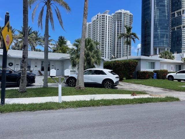 OCEAN BLVD ESTATES SEC A - Residential Lease