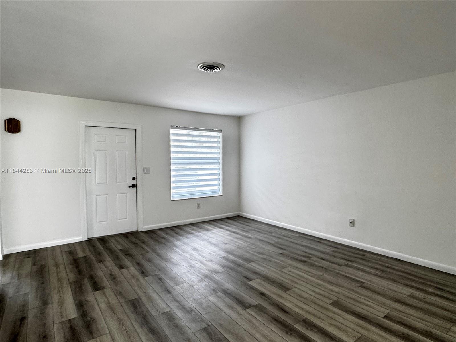 OCEAN BLVD ESTATES SEC A - Residential Lease
