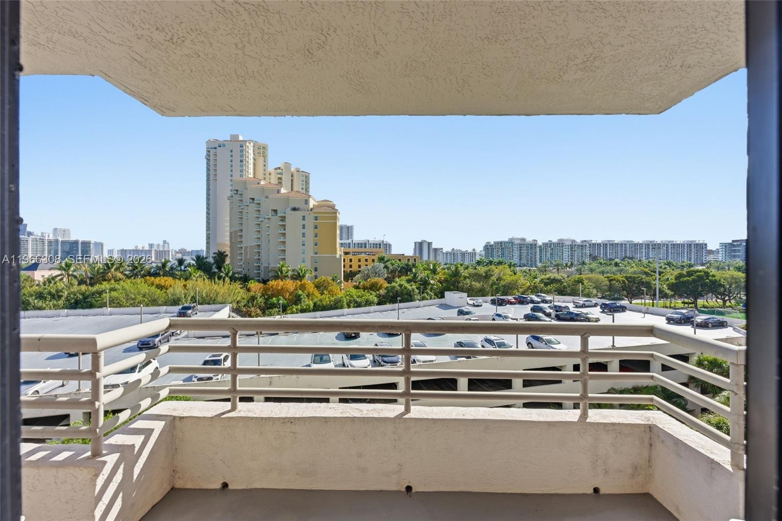 PARC CENTRAL AVENTURA SOU - Residential