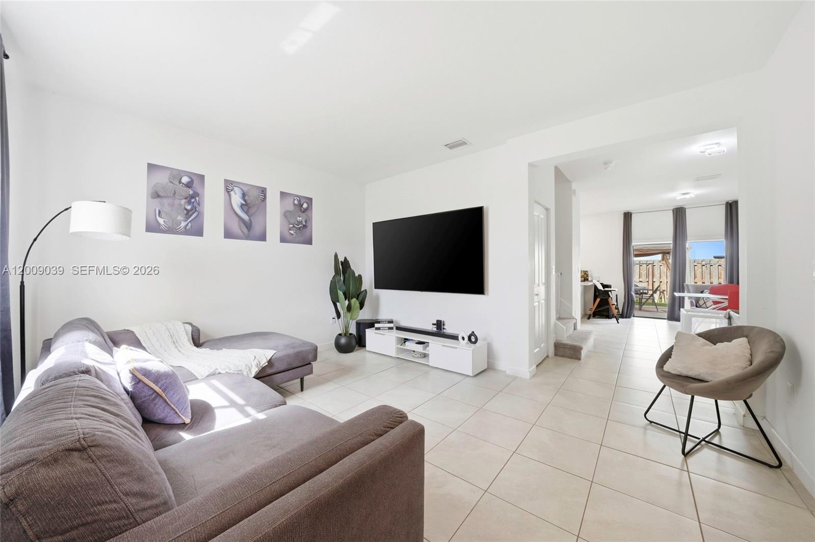 SILVER PALM RESIDENTIAL H - Residential