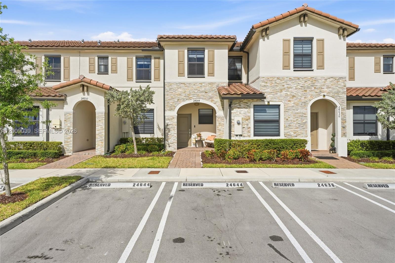 SILVER PALM RESIDENTIAL H - Residential
