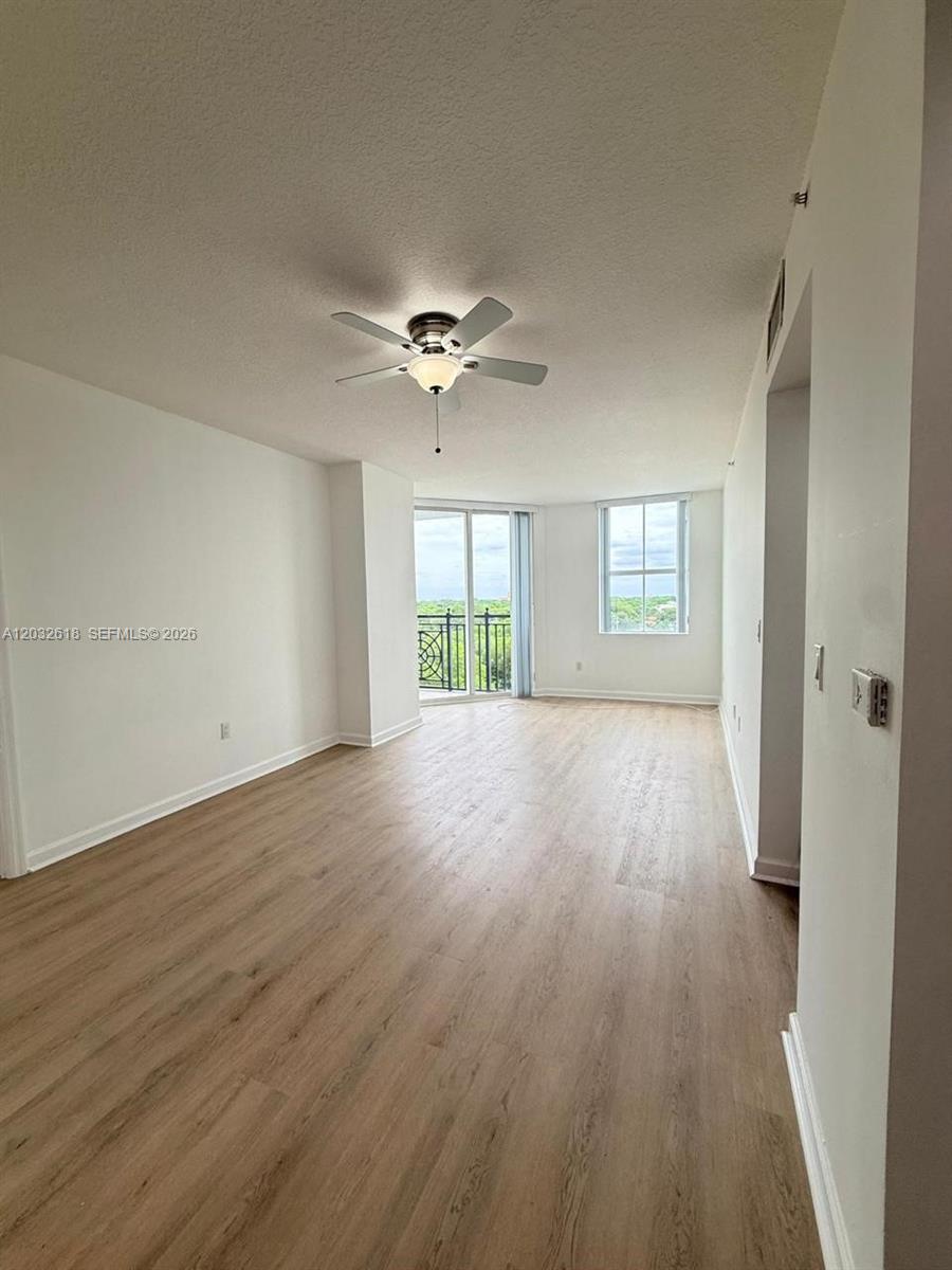GABLES PARK TOWER - Residential