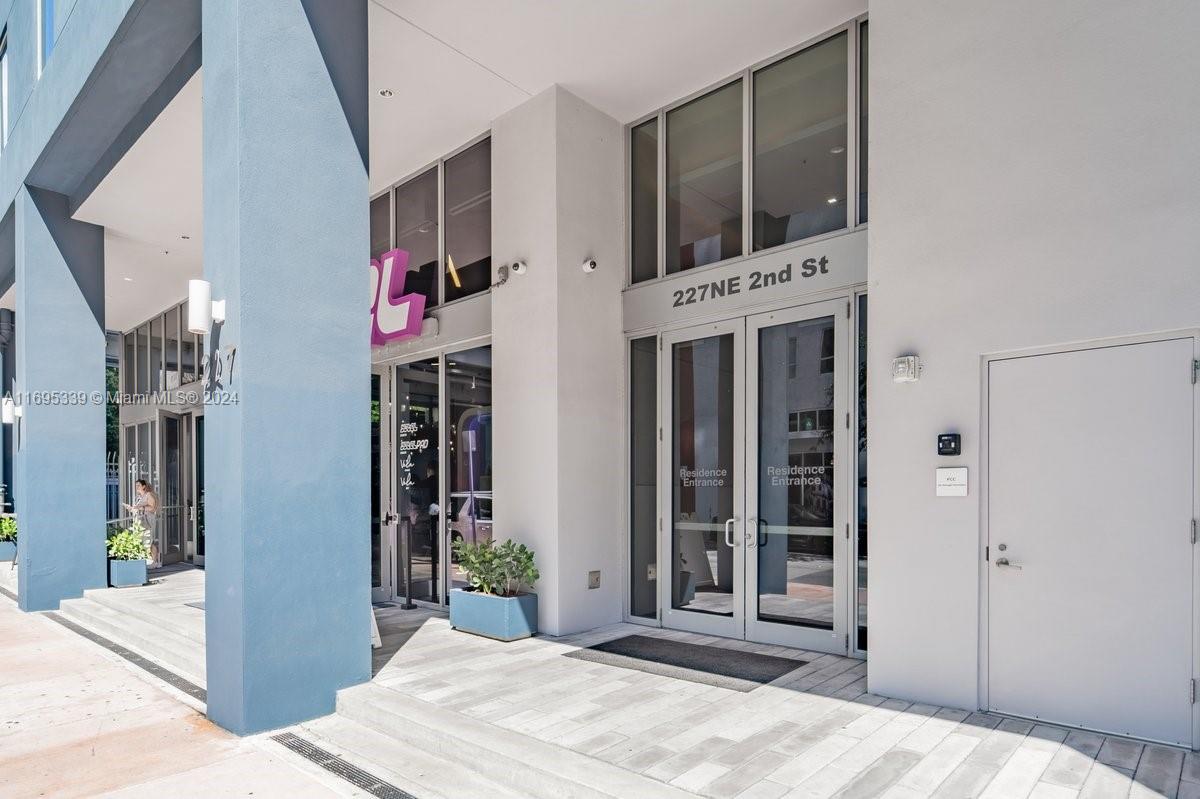 227 NE 2ND STREET CONDO - Residential