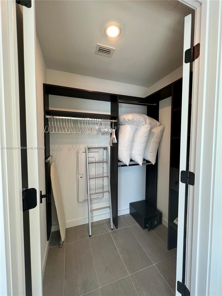 227 NE 2ND STREET CONDO - Residential