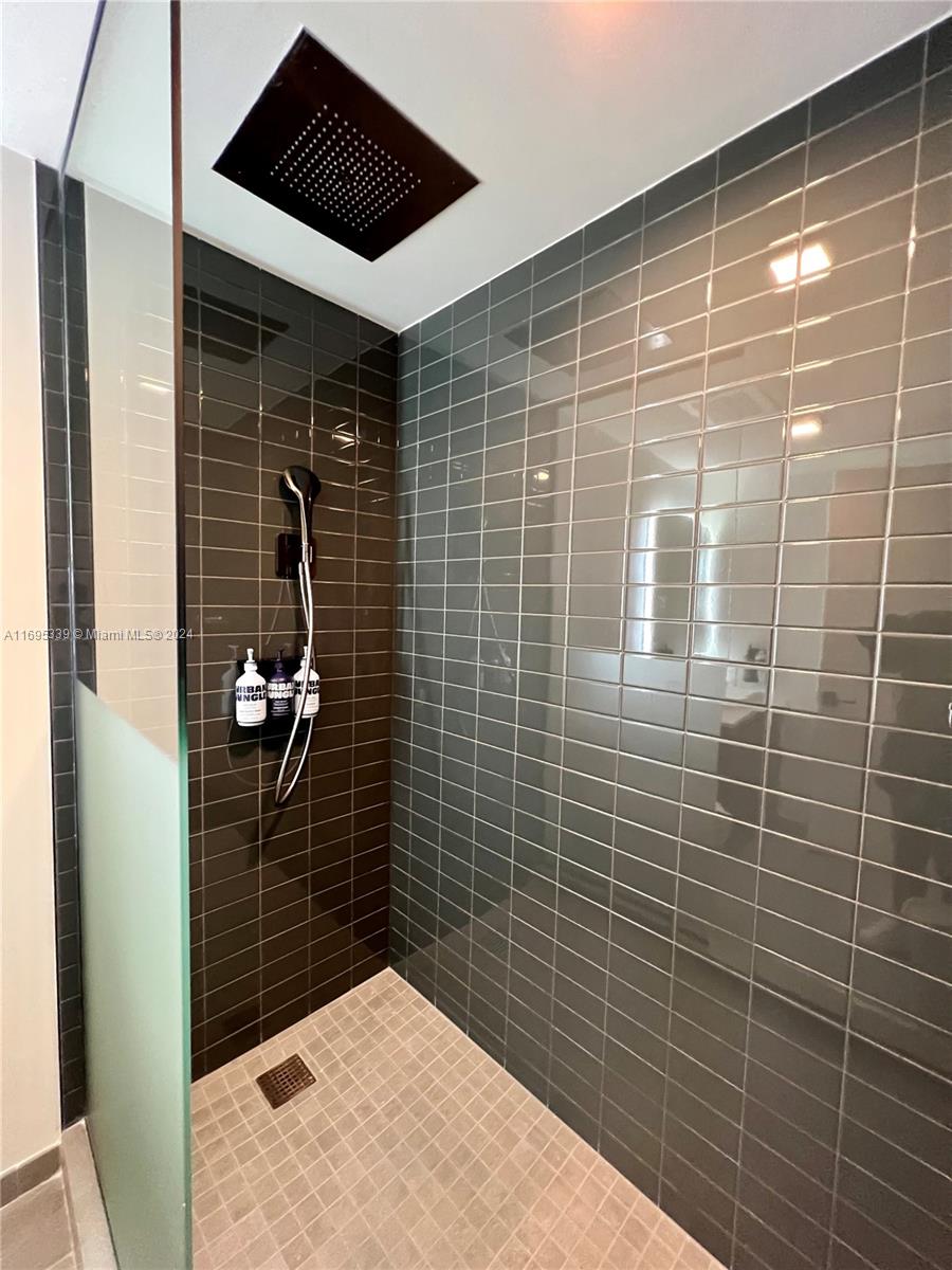 227 NE 2ND STREET CONDO - Residential