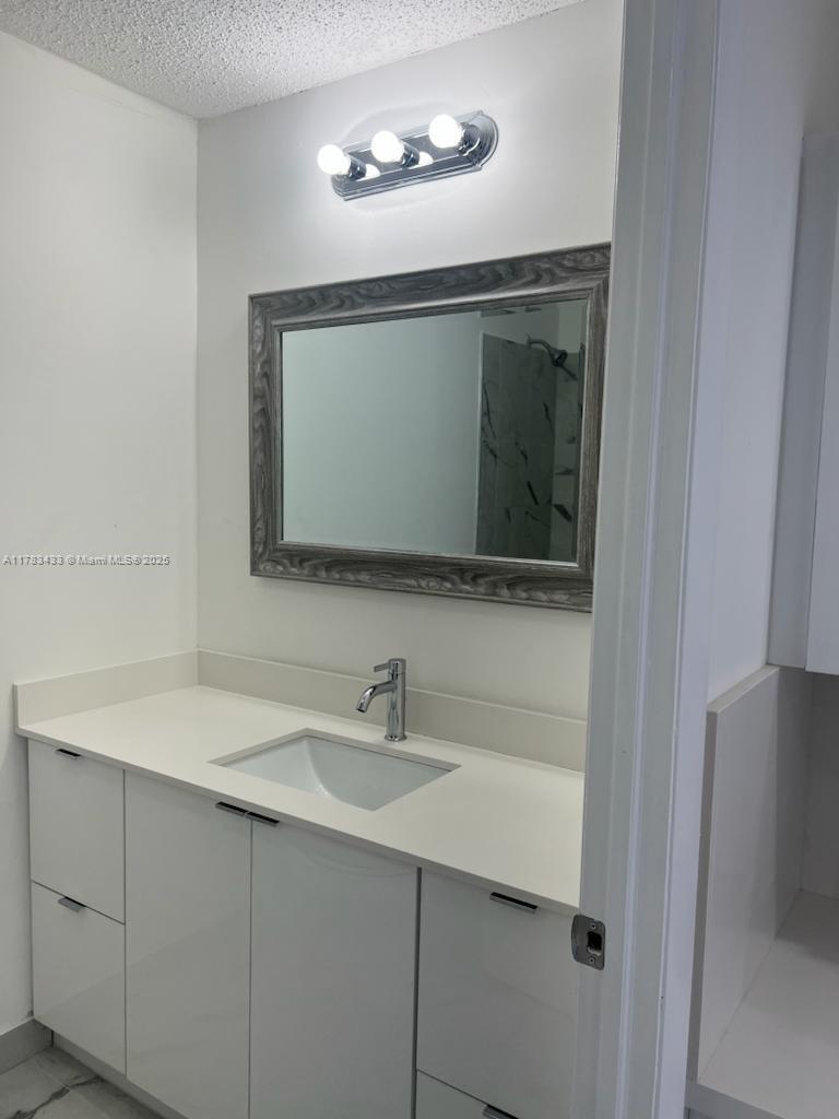 MEDITERRANIA - Residential Lease