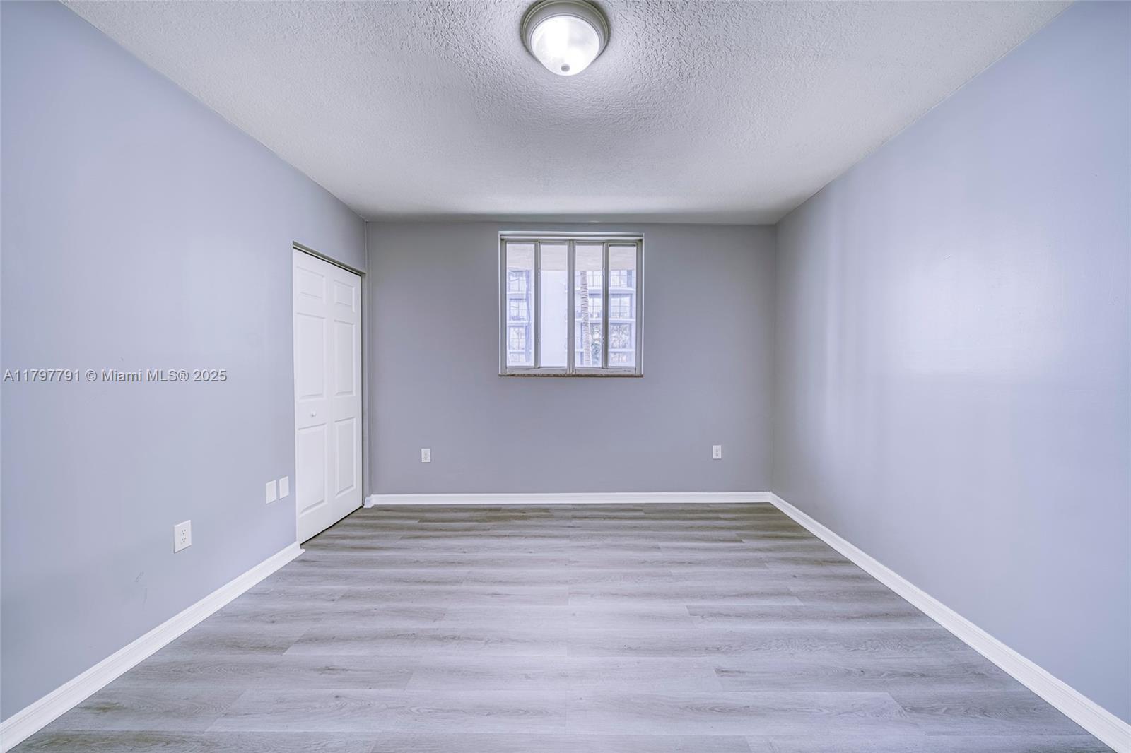 SURFSIDE PALMS CONDO - Residential