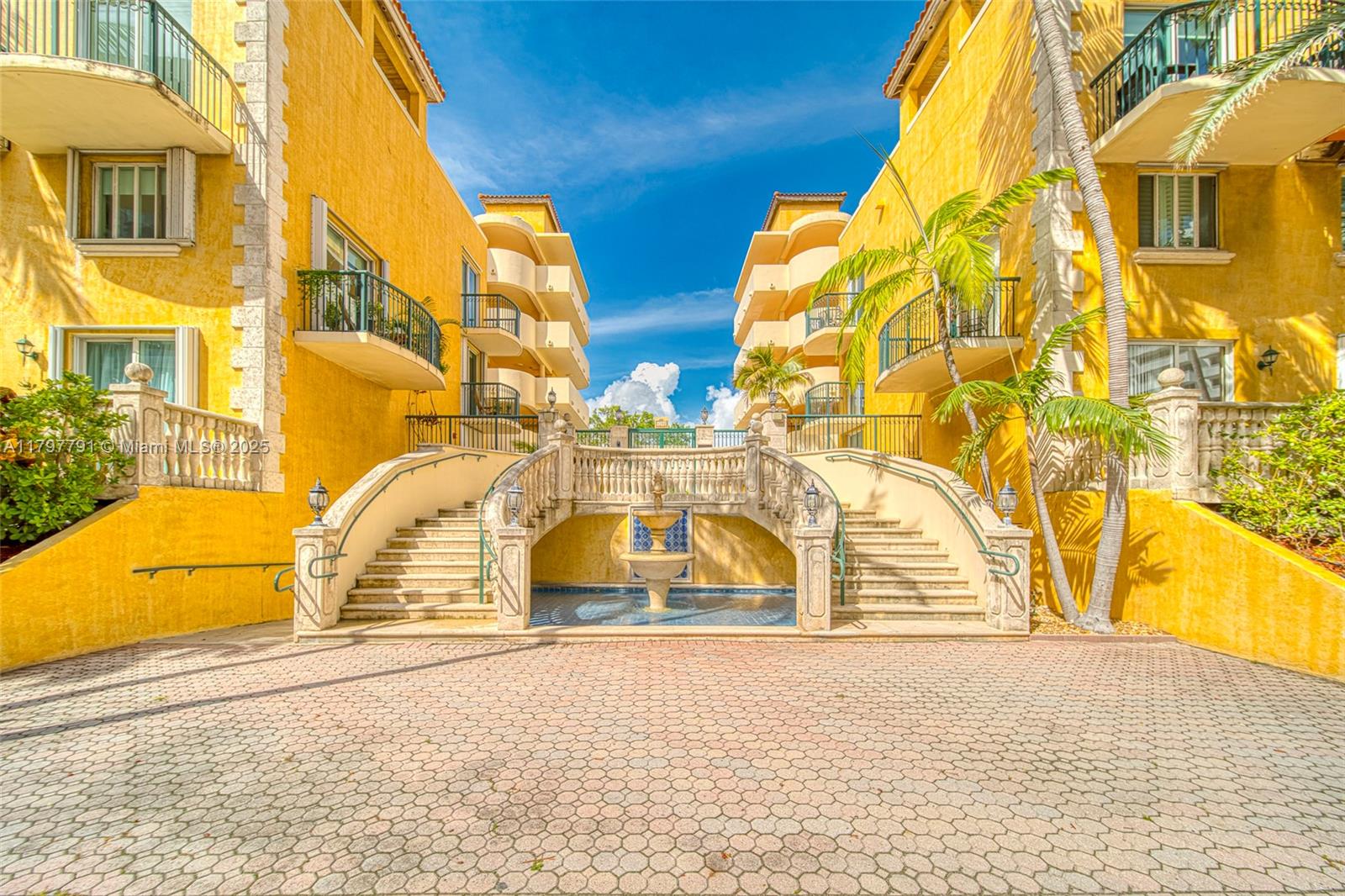 SURFSIDE PALMS CONDO - Residential