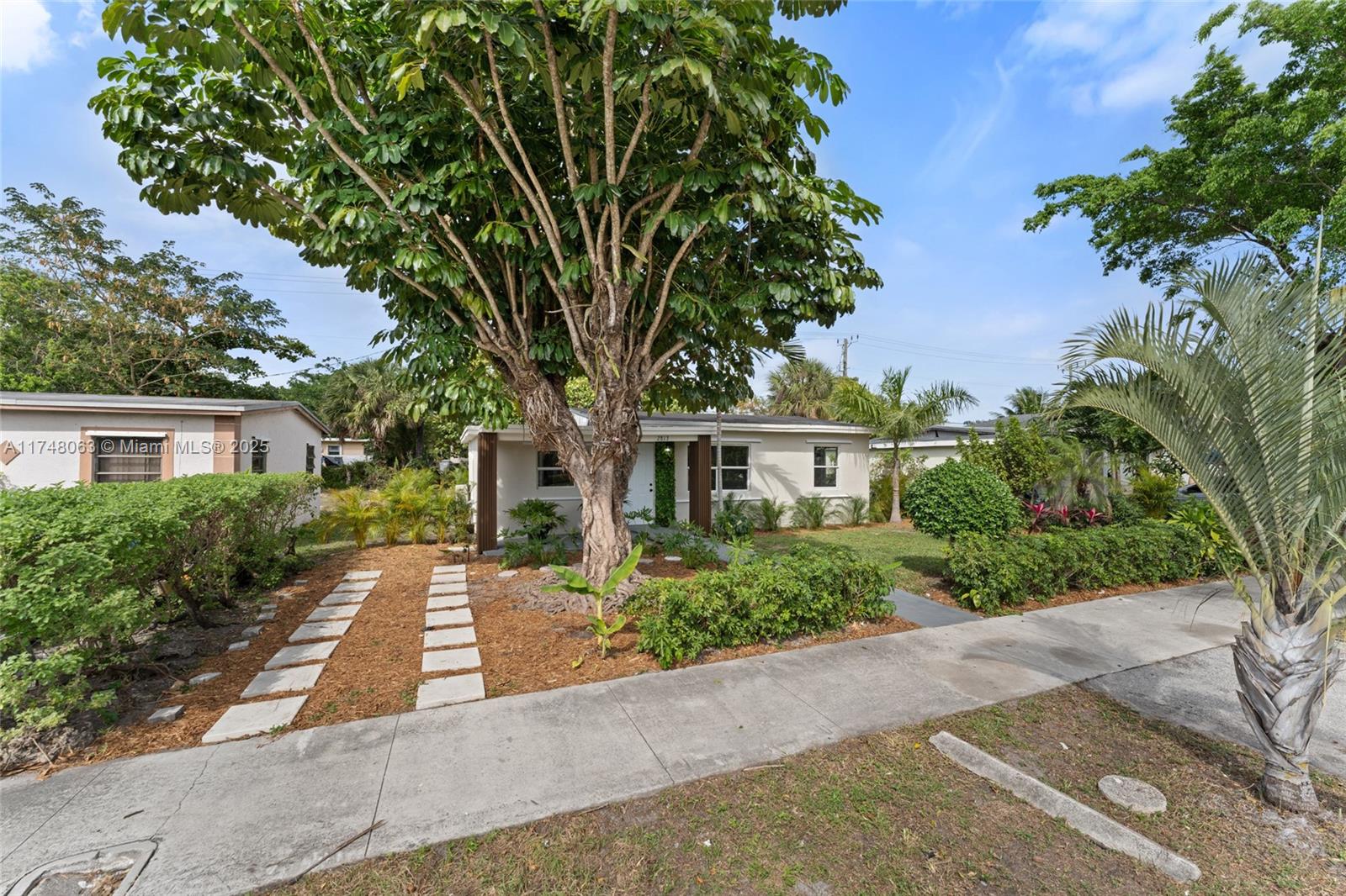 COLLIER CITY - Residential