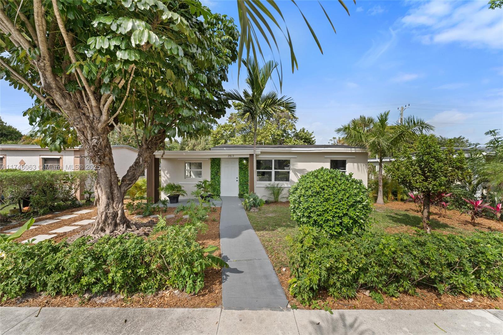 COLLIER CITY - Residential