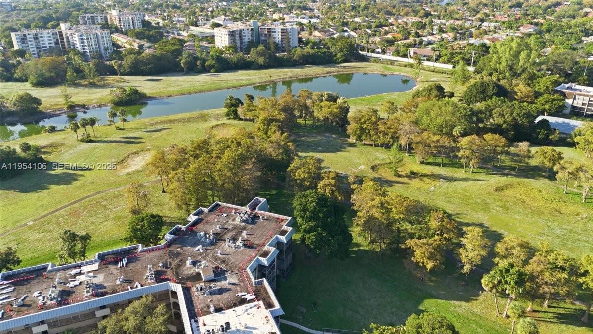 INVERRARY COUNTRY CLUB - Residential