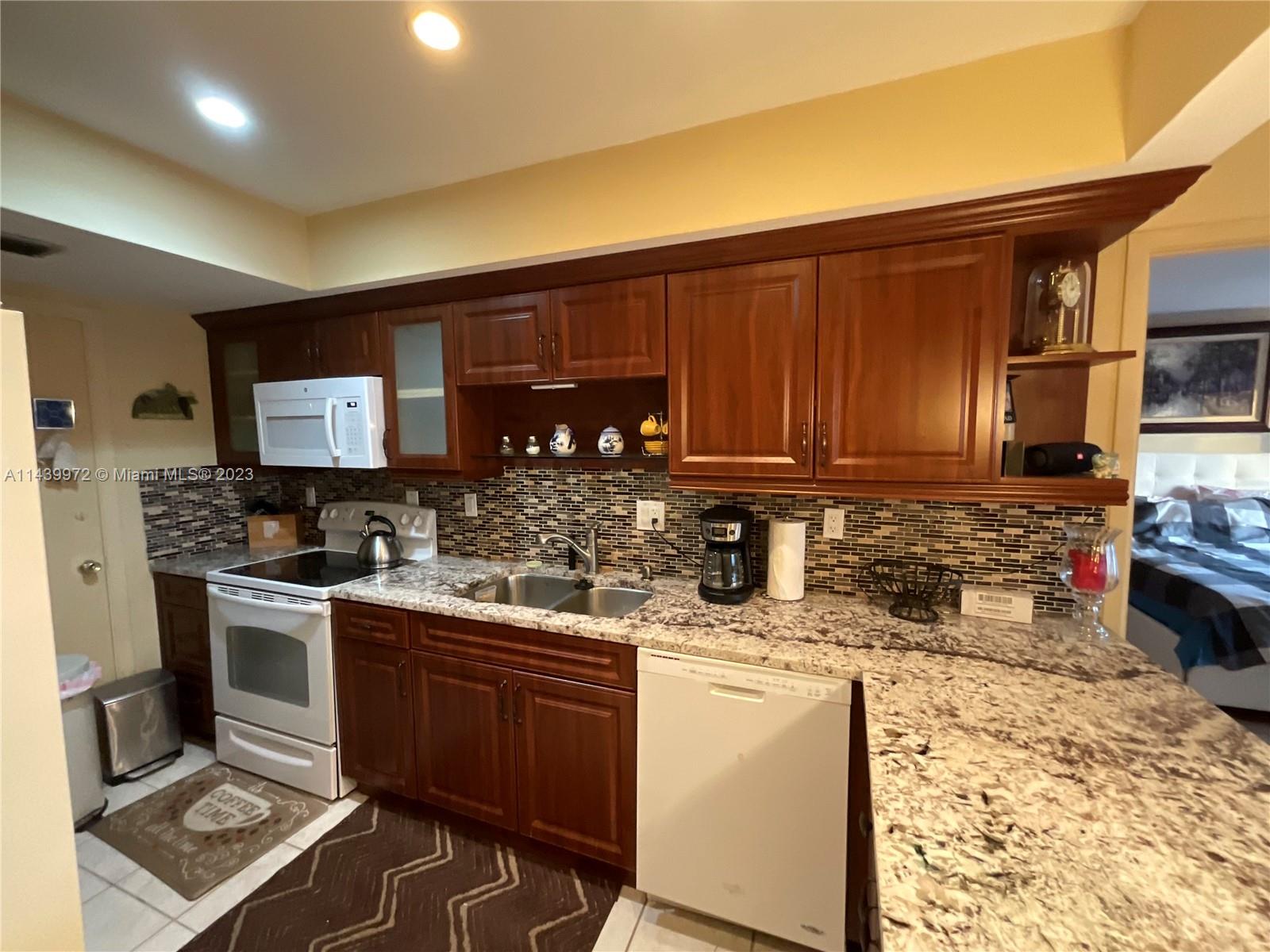 FAIRWAYS RIVIERA CONDO - Residential