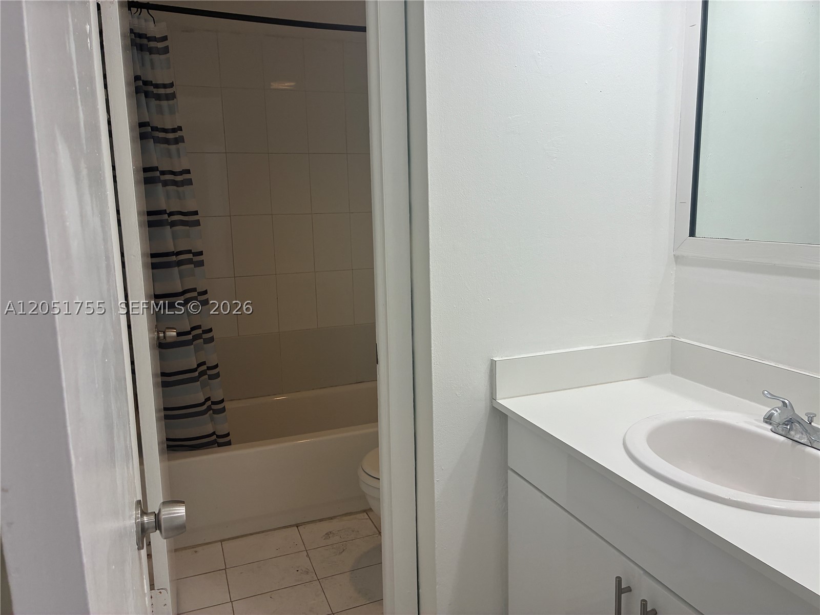 THE TERRACES CONDO PH II - Residential