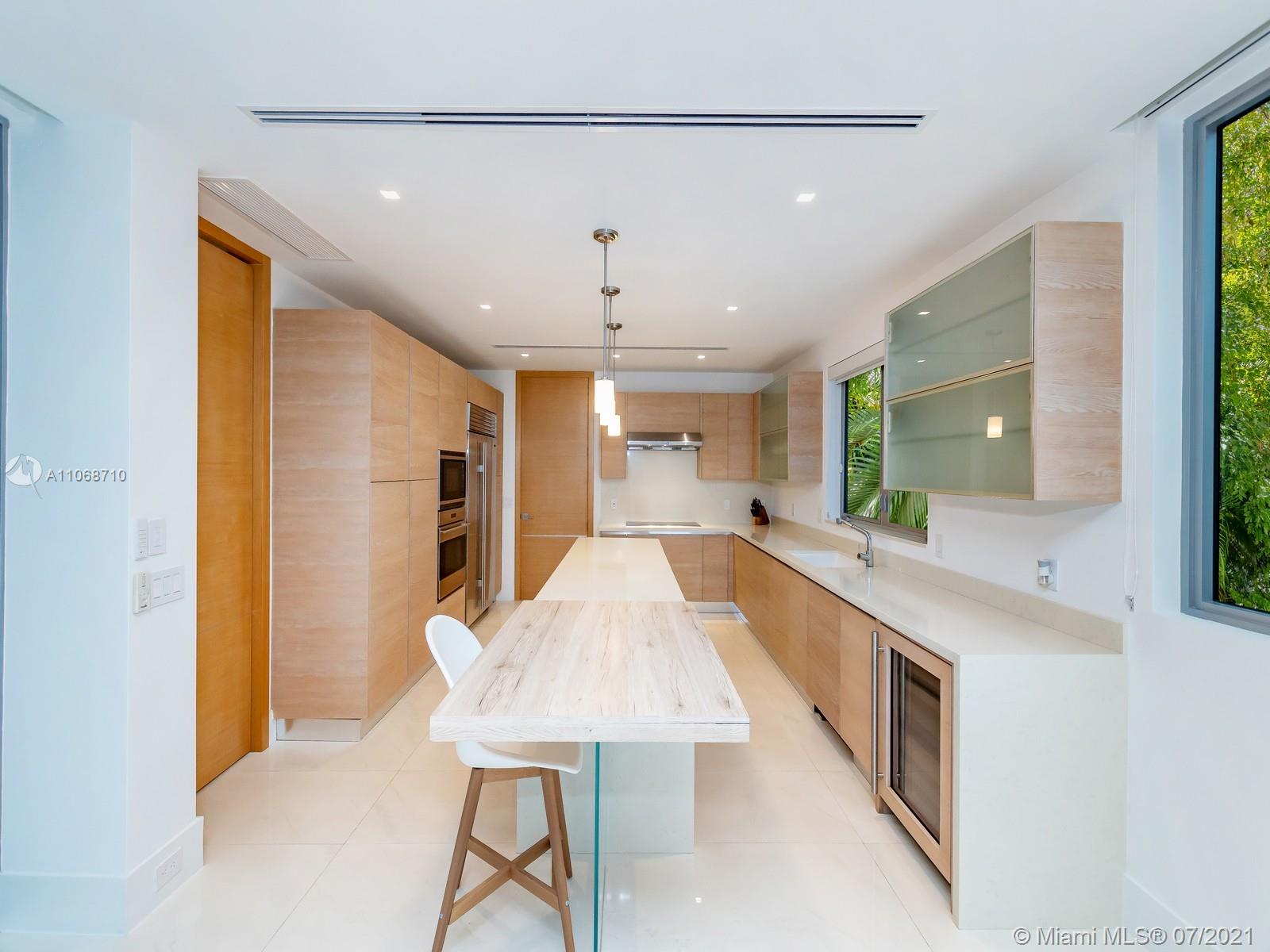 BISCAYNE KEY ESTATES - Residential