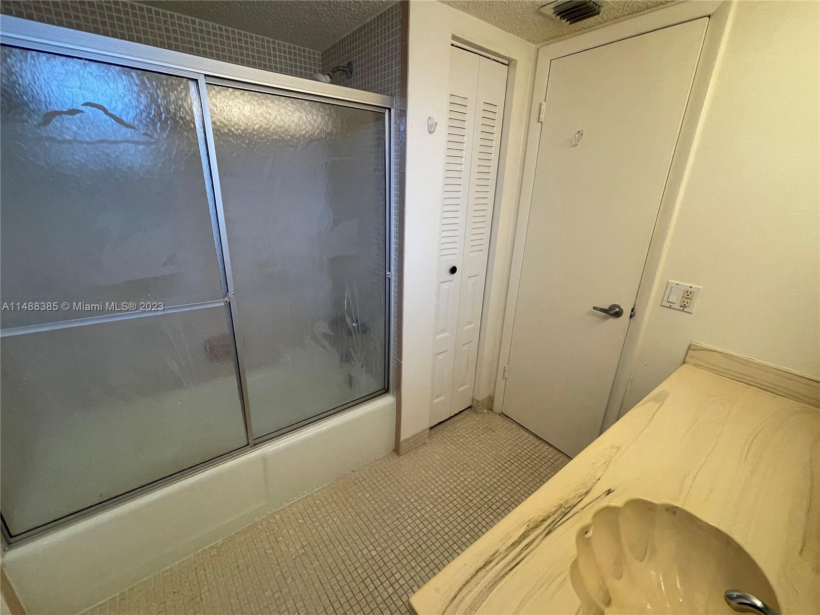VILLA MADRID 1 CONDO - Residential Lease