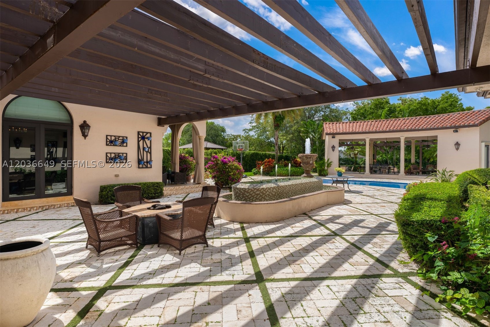 MILLER GROVE - Residential