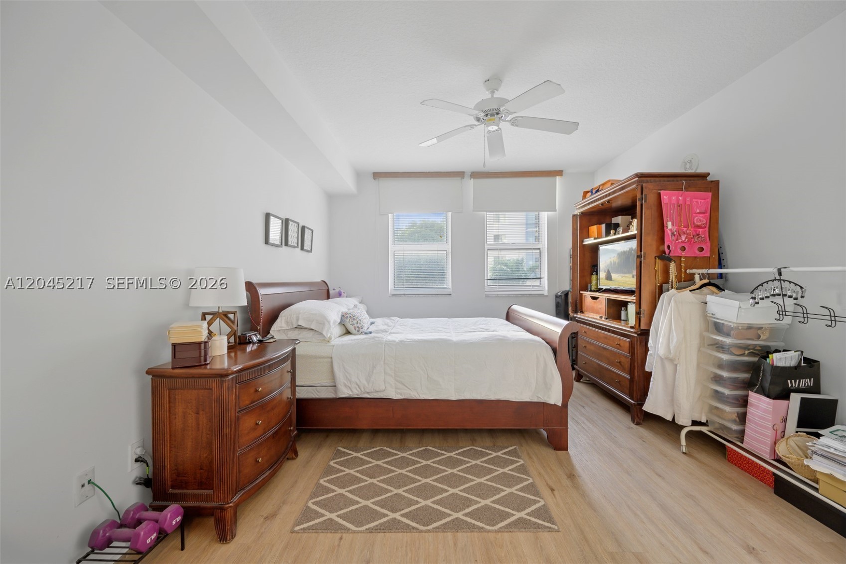 DA VINCI ON DOUGLAS CONDO - Residential