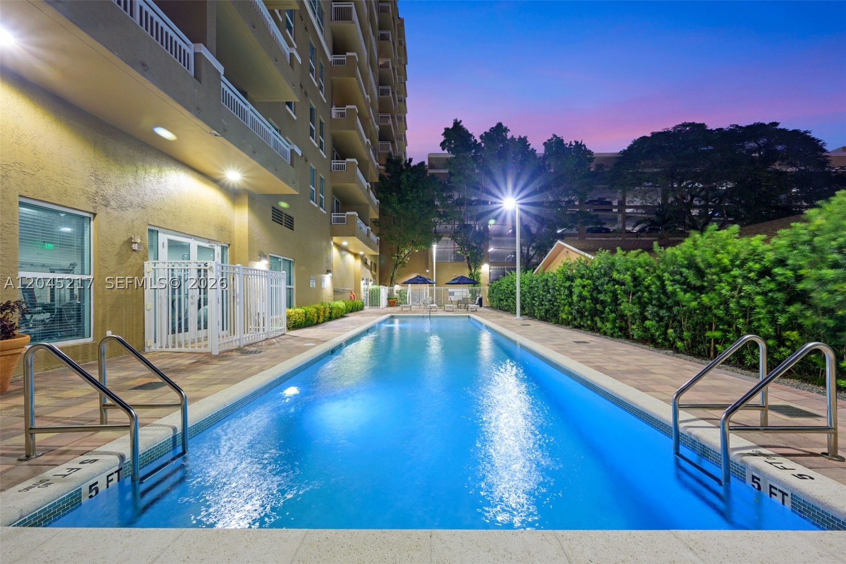 DA VINCI ON DOUGLAS CONDO - Residential