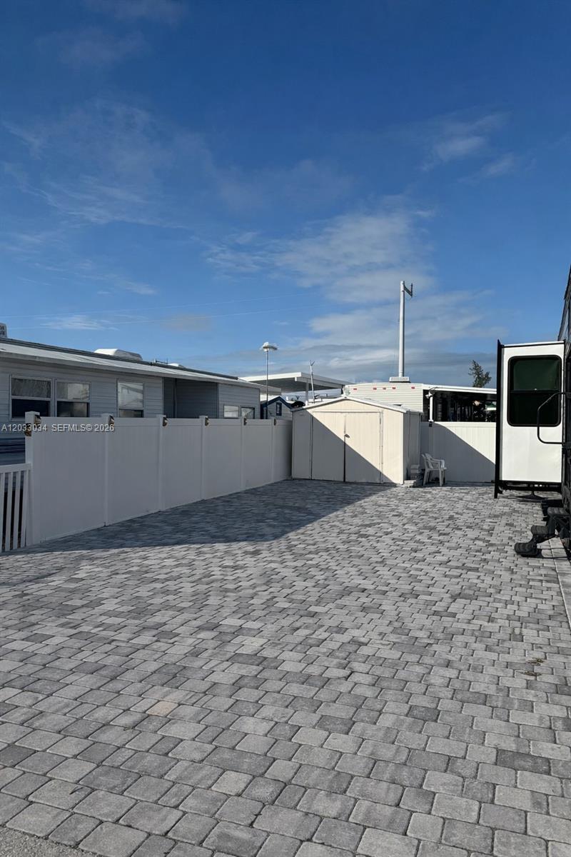 CALUSA CAMPGROUND - Land