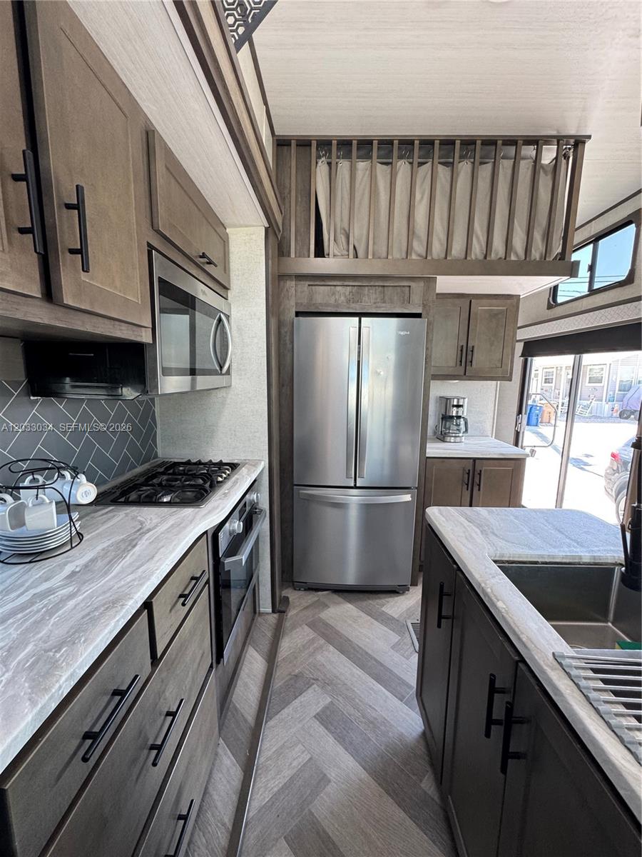 CALUSA CAMPGROUND - Land