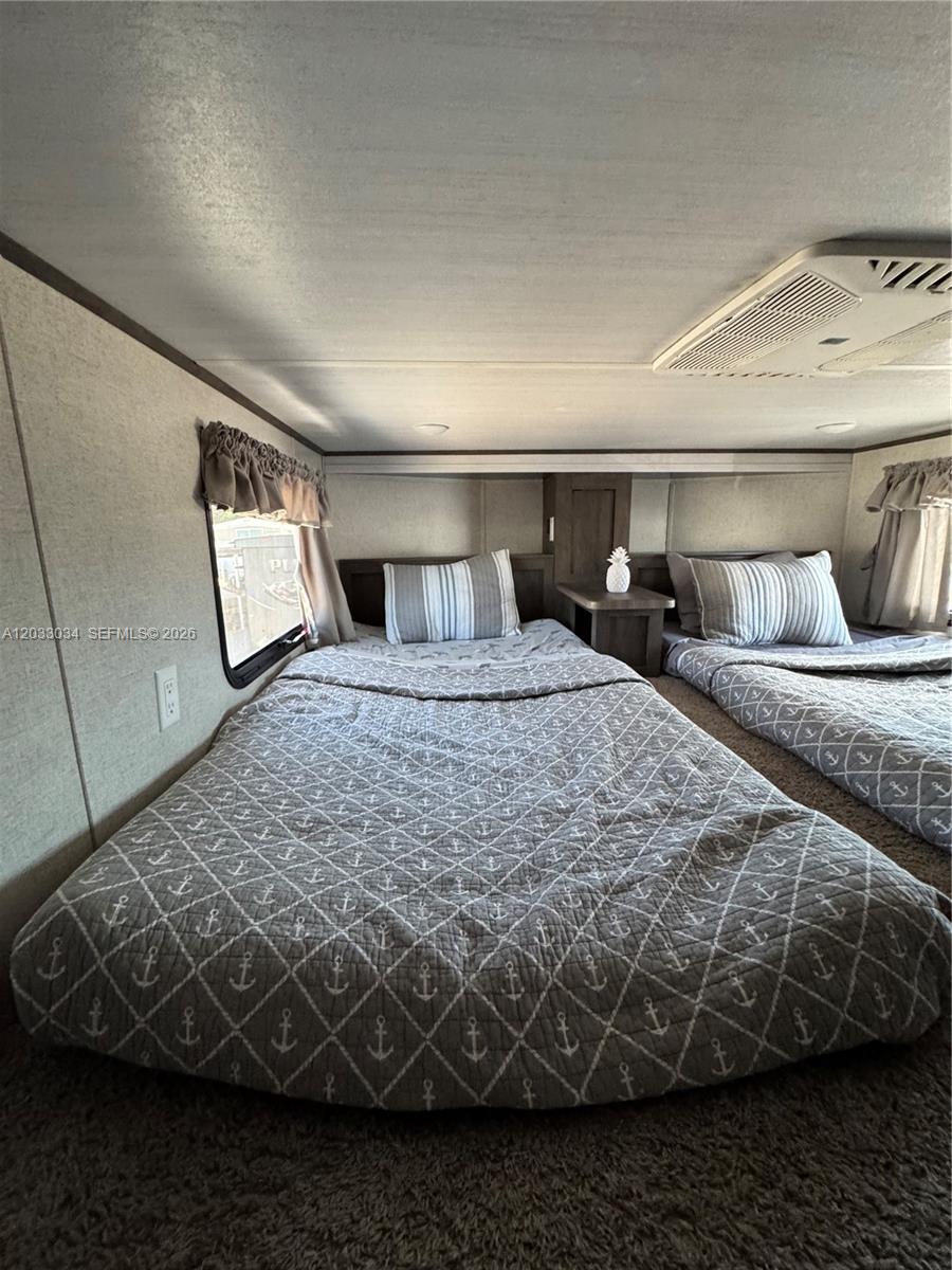 CALUSA CAMPGROUND - Land