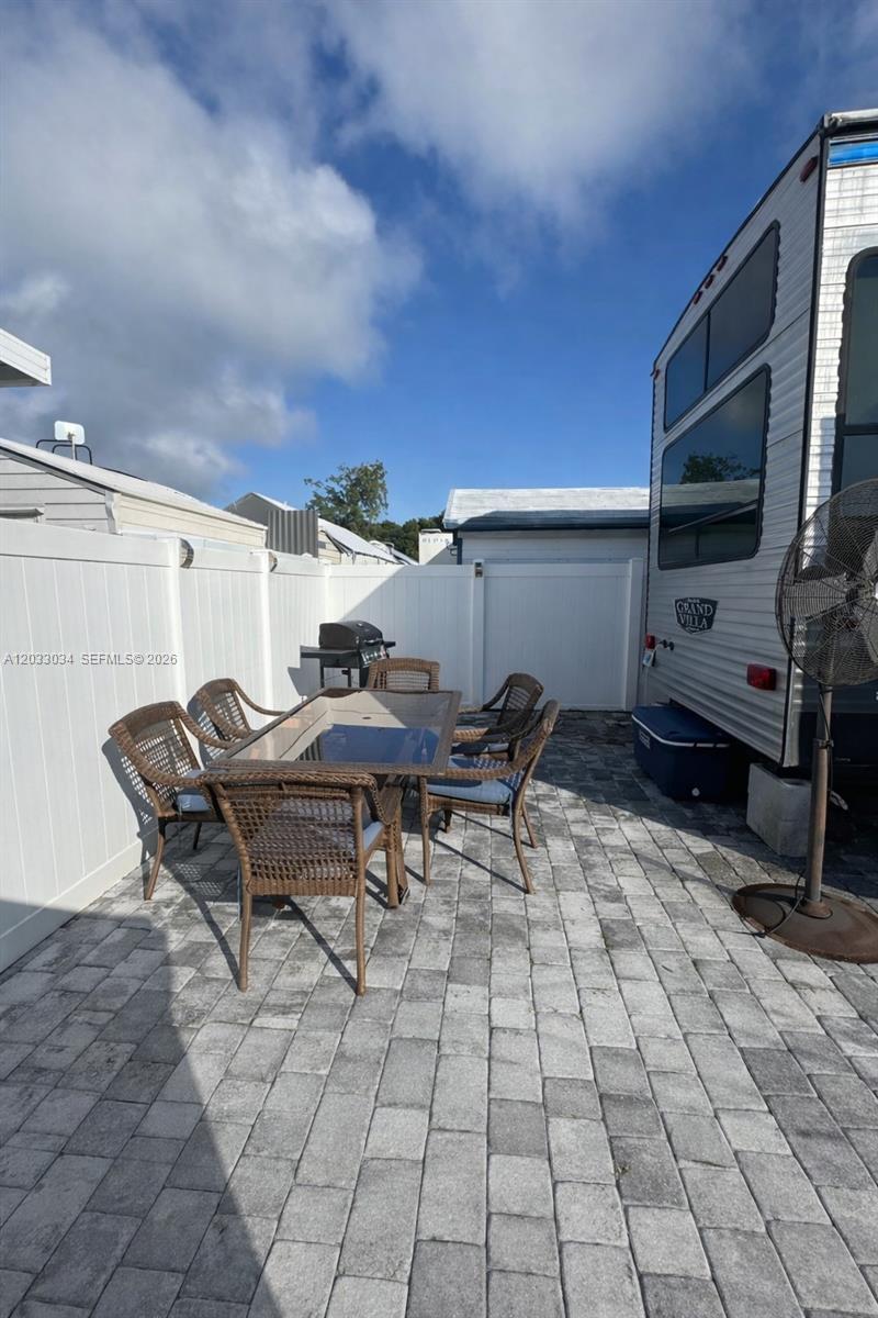 CALUSA CAMPGROUND - Land
