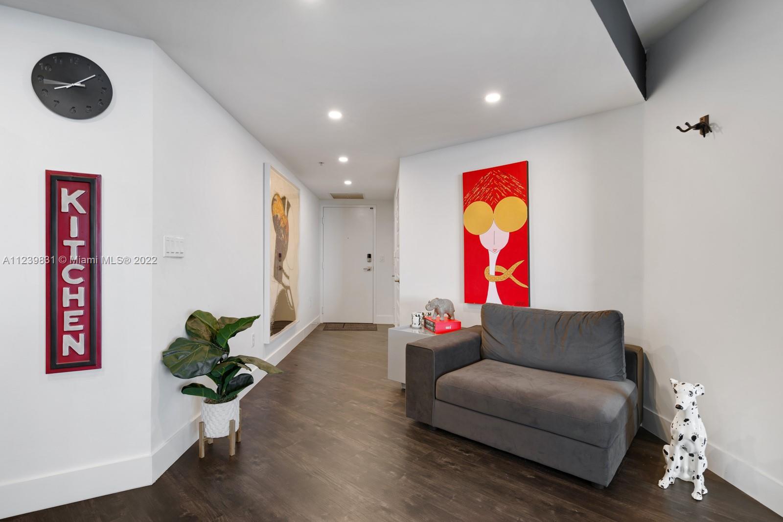 THE BRIDGEWATER CONDO - Residential Lease