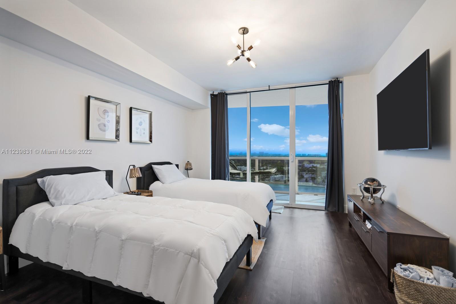 THE BRIDGEWATER CONDO - Residential Lease