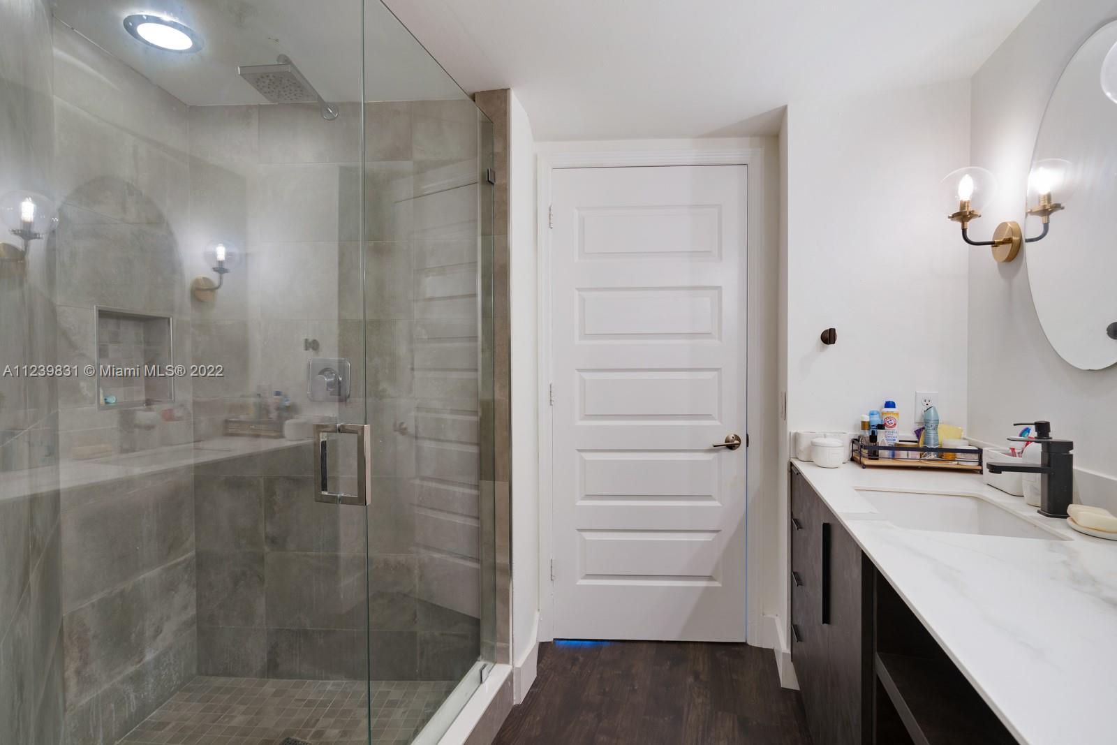 THE BRIDGEWATER CONDO - Residential Lease