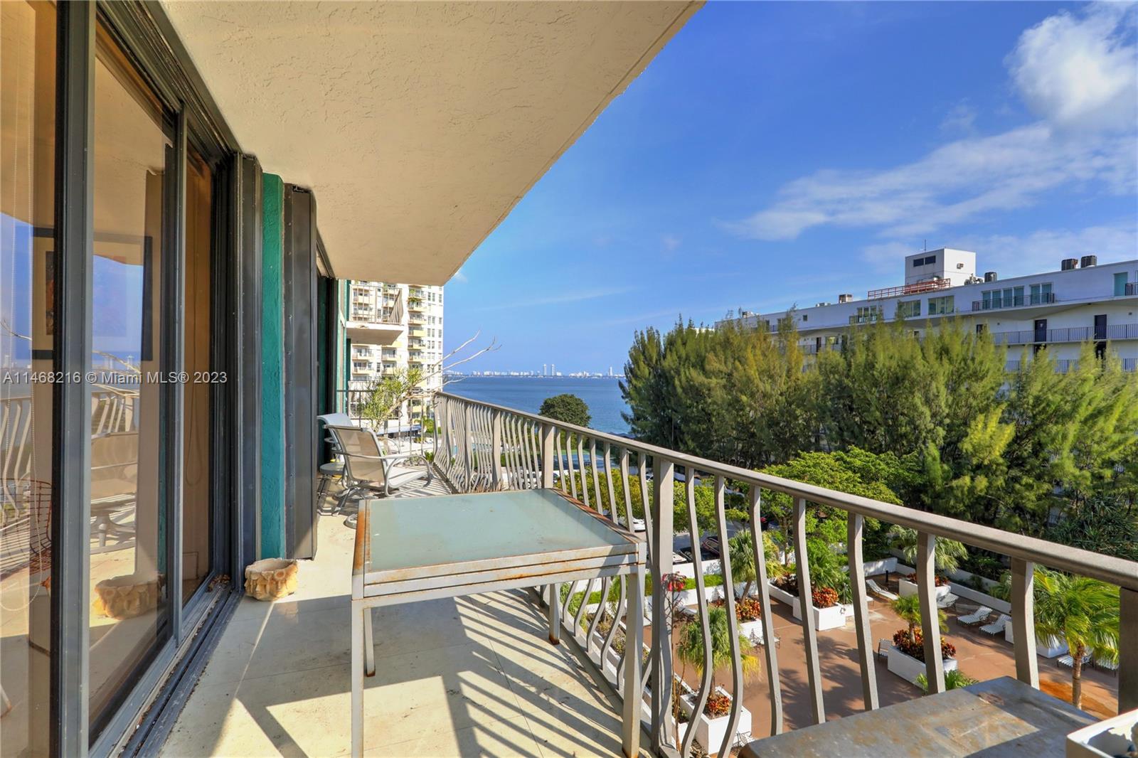 Palm Bay Yacht Club - Residential Lease