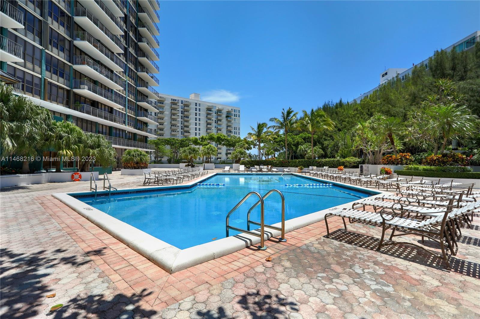 Palm Bay Yacht Club - Residential Lease
