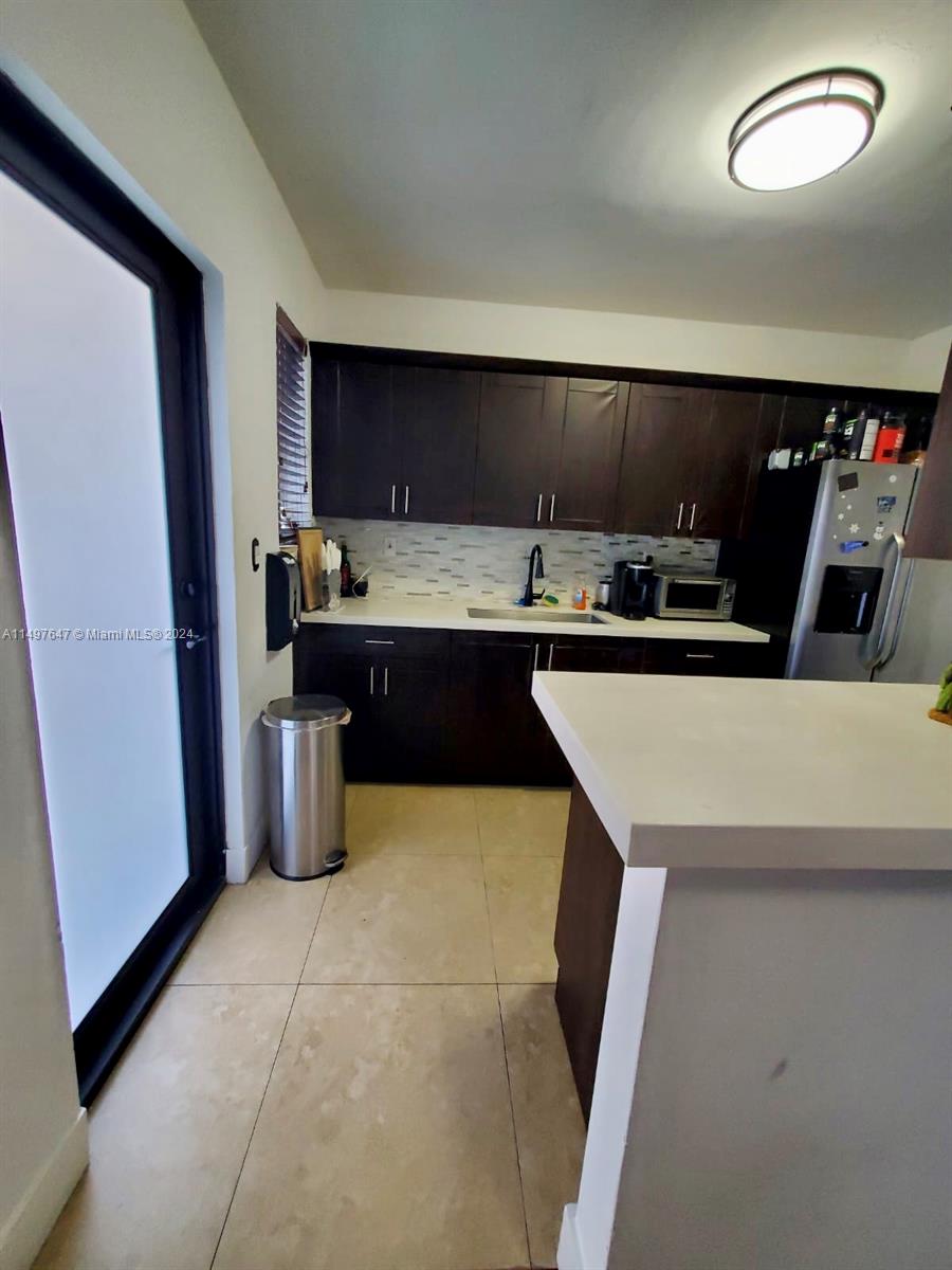BISCAYNE VILLAGE HEIGHTS - Residential Lease