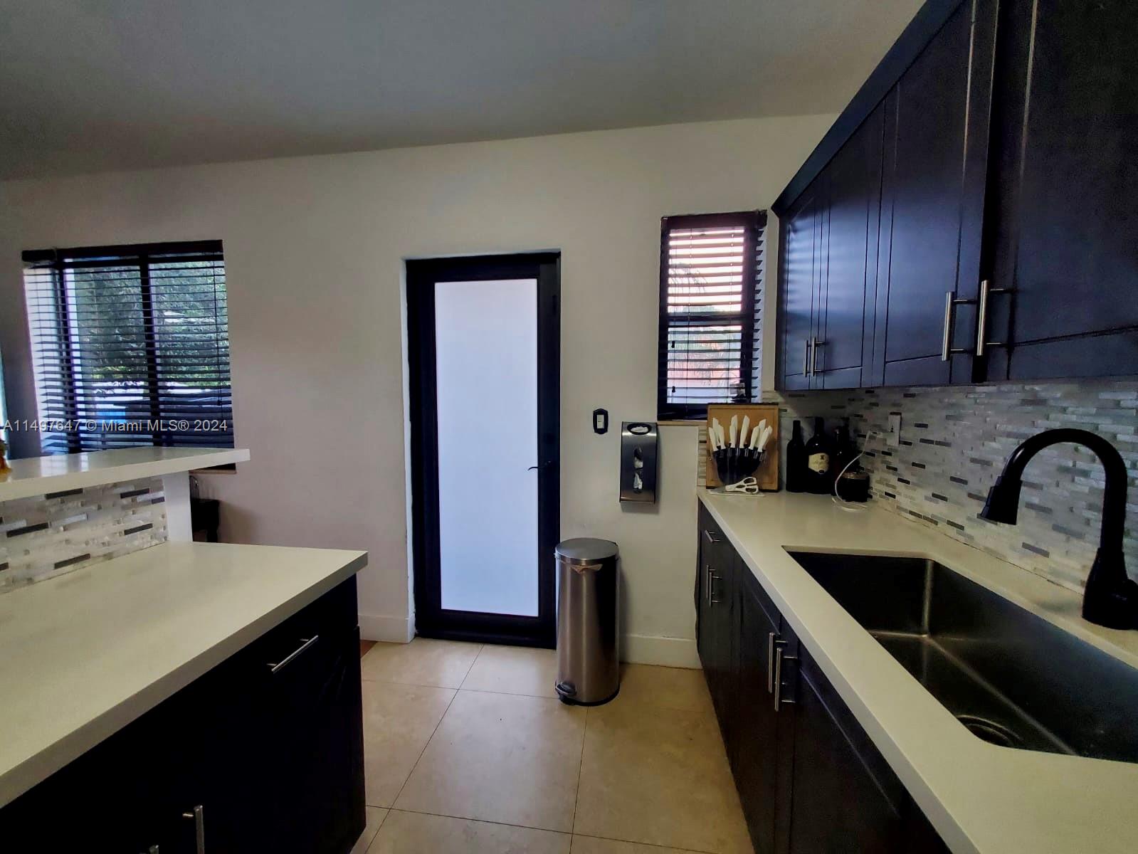 BISCAYNE VILLAGE HEIGHTS - Residential Lease