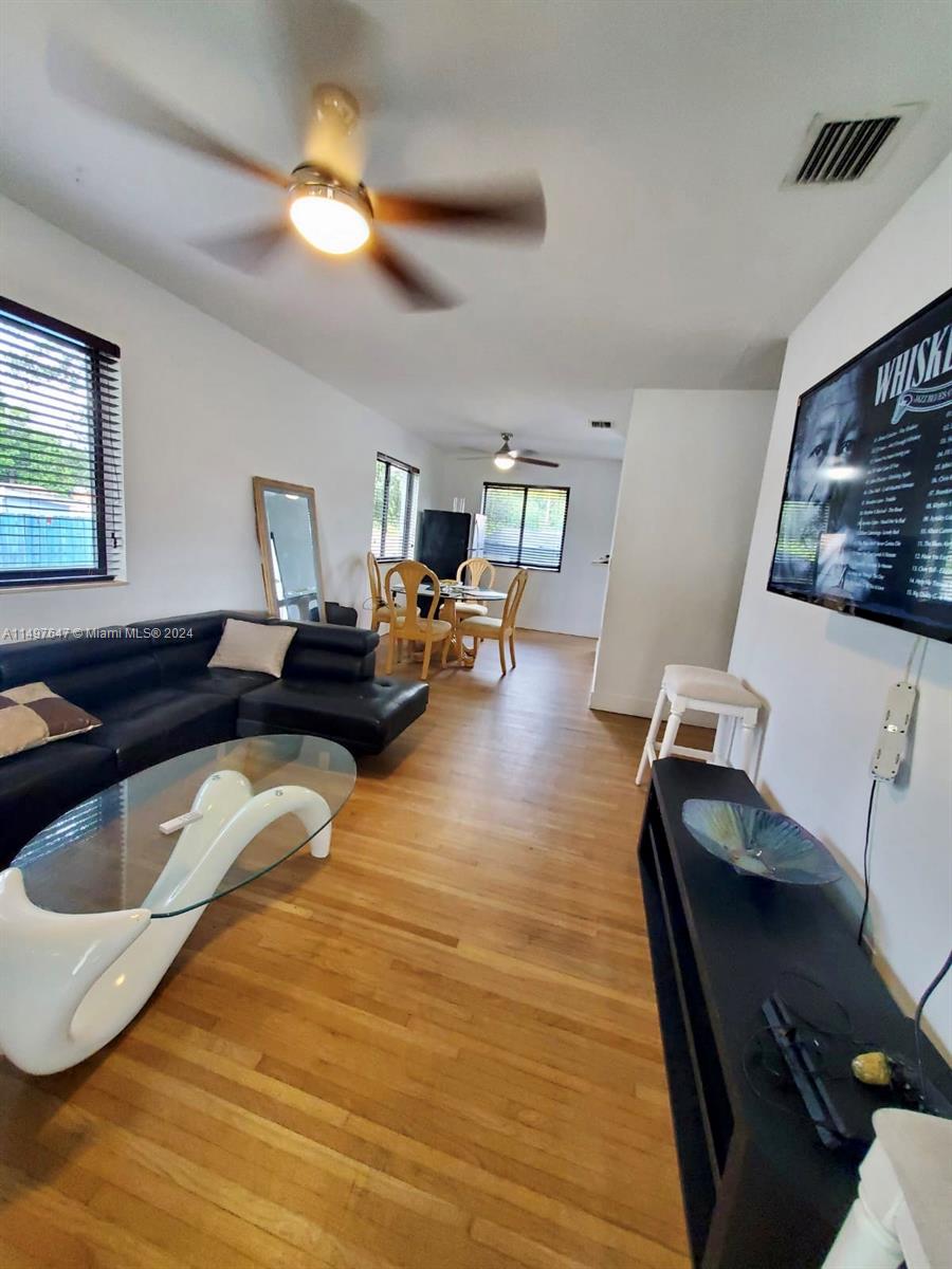 BISCAYNE VILLAGE HEIGHTS - Residential Lease