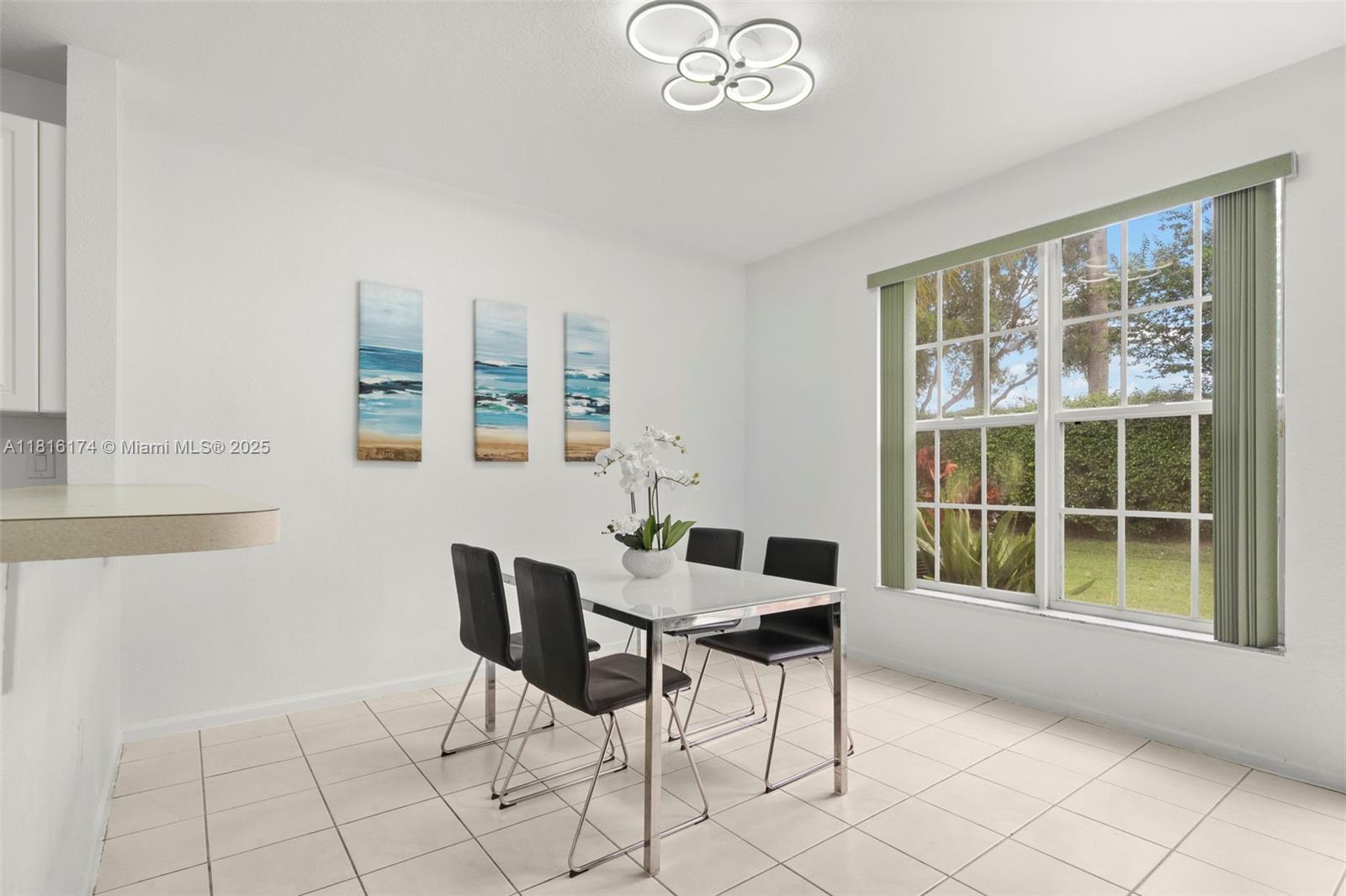 WALNUT CREEK TOWNHOMES - Residential
