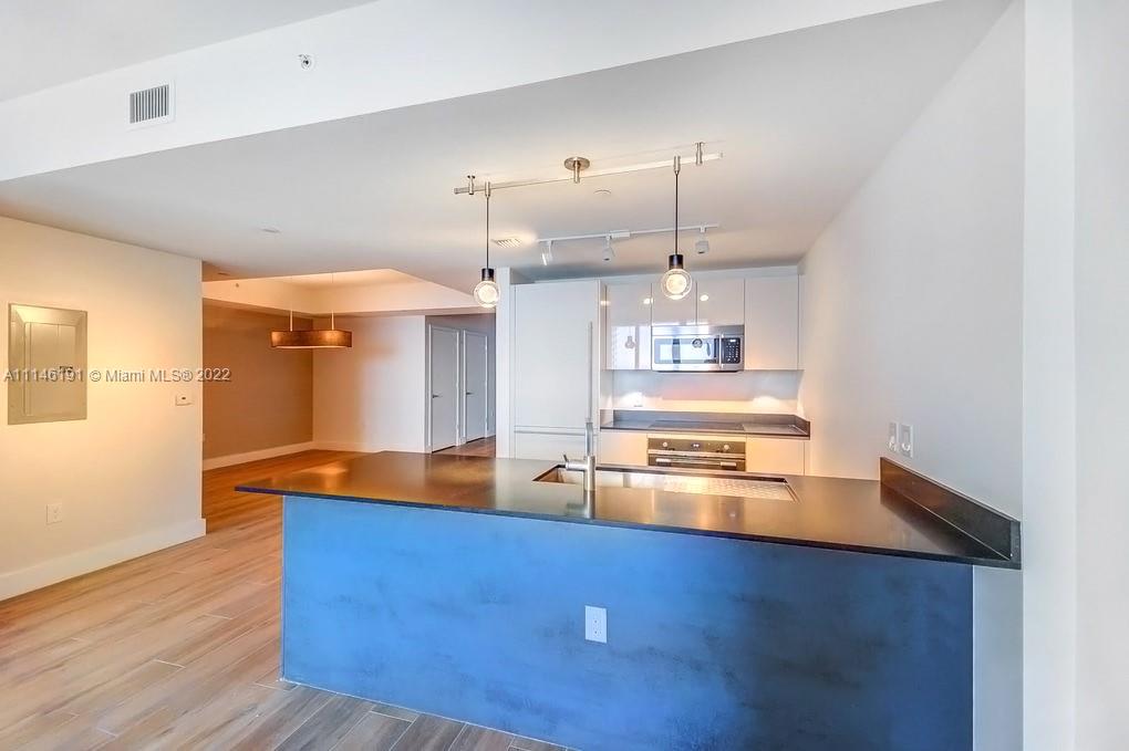 1010 BRICKELL CONDO - Residential