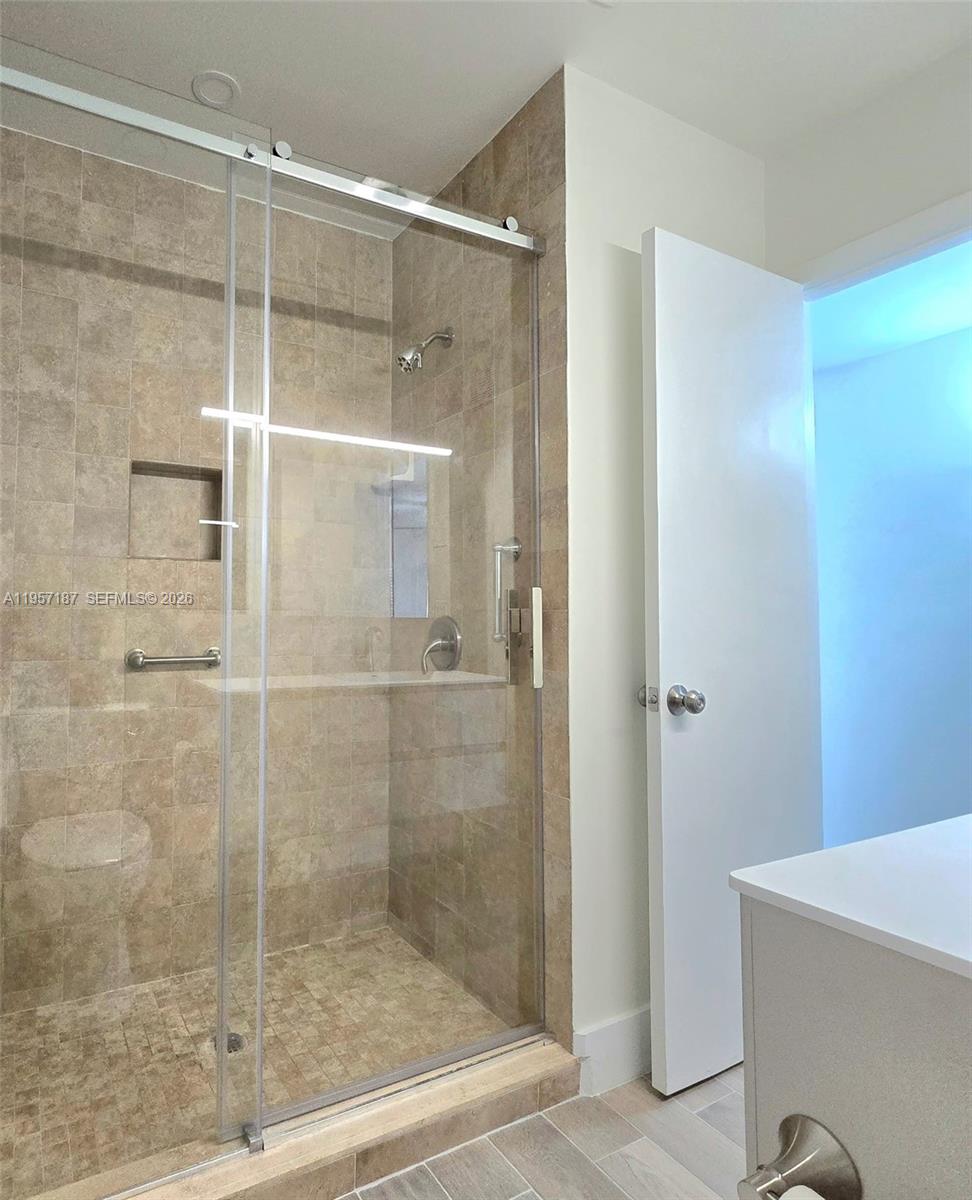 BEVERLY HILLS CONDO NUMBE - Residential